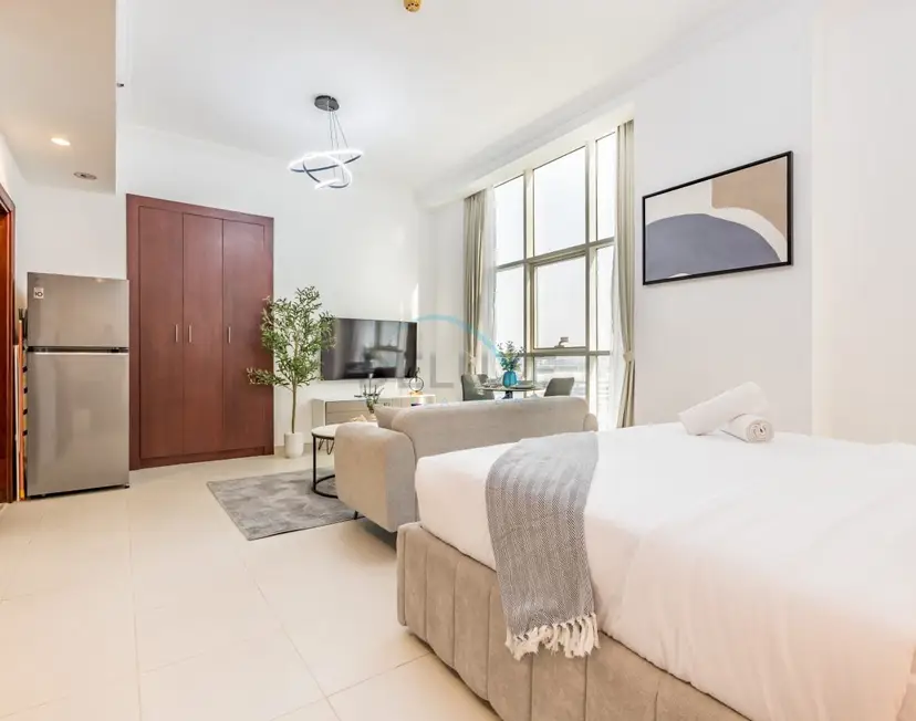 Studio Near Dubai Water Canal and Bus Station — Business Bay — photo 10