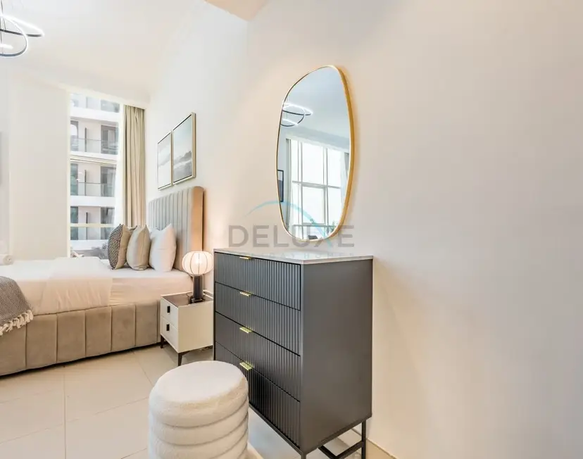 Studio Near Dubai Water Canal and Bus Station — Business Bay — photo 11