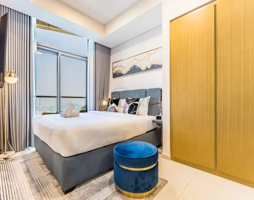 Steps from Dubai Water Canal 2-Bedroom, Near Safa Park & SZR, Easy — Business Bay — photo 14