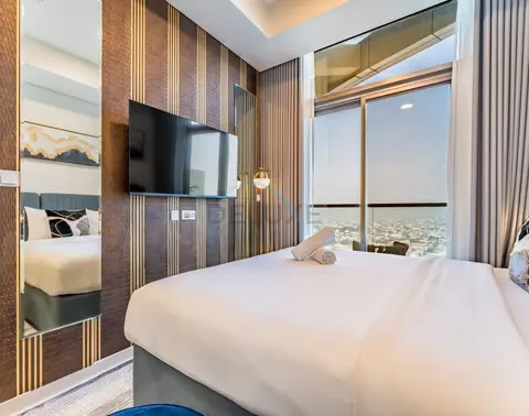 Steps from Dubai Water Canal 2-Bedroom, Near Safa Park & SZR, Easy — Business Bay — photo 5