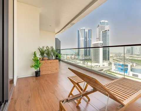 Spacious Balcony with Private Jacuzzi and Stunning Views — Business Bay — photo 4