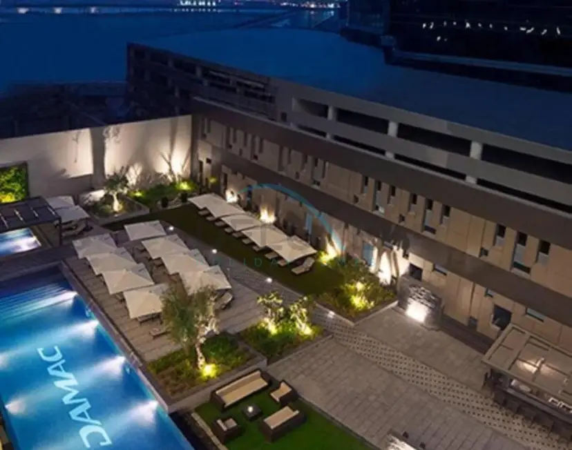 City View Studio on High Floor, Steps from Metro, Beside Water Canal — Business Bay — photo 16