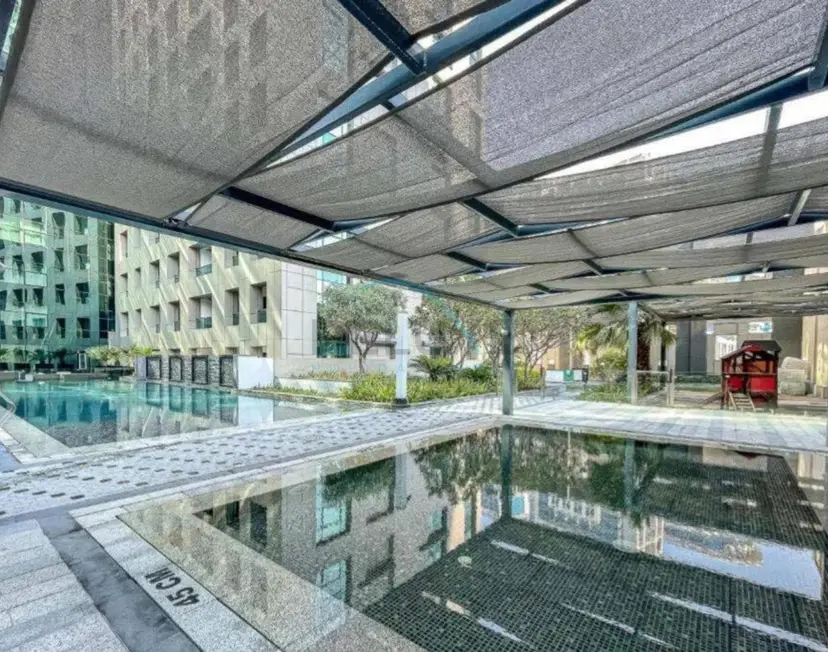 City View Studio on High Floor, Steps from Metro, Beside Water Canal — Business Bay — photo 18