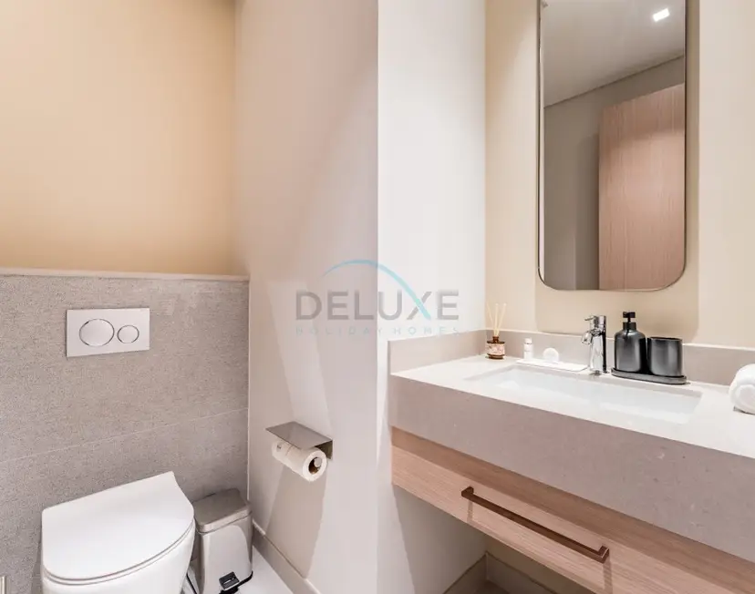 Luxury 1-Bedroom Stay, Directly Connected to Dubai Mall with Easy Access — Downtown Dubai — photo 10