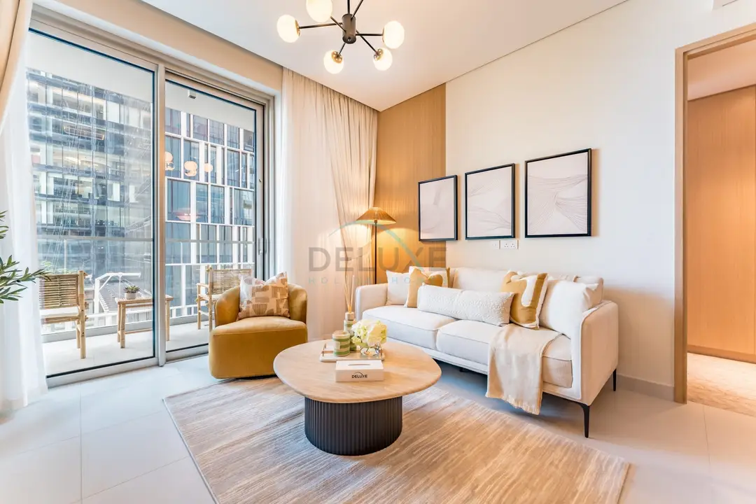 Luxury 1-Bedroom Stay, Directly Connected to Dubai Mall with Easy Access — Downtown Dubai