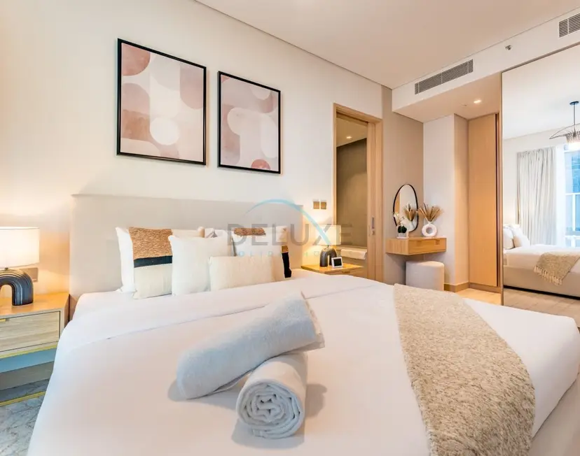 Luxury 1-Bedroom Stay, Directly Connected to Dubai Mall with Easy Access — Downtown Dubai — photo 8