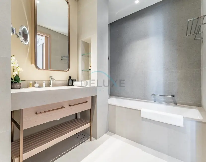 Luxury 1-Bedroom Stay, Directly Connected to Dubai Mall with Easy Access — Downtown Dubai — photo 20
