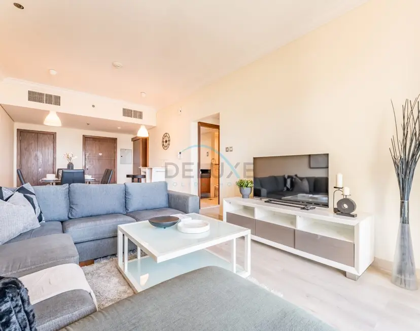 1-Bedroom Near Burj Khalifa and Dubai Mall — Downtown Dubai — photo 7
