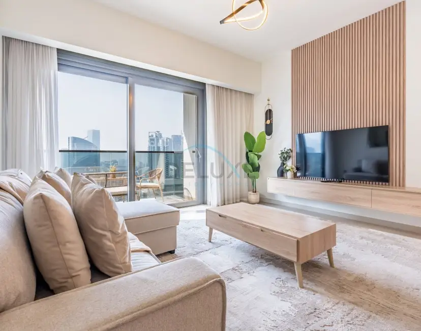 Magnificent 2-Bedroom Apartment at Act One Act Two Tower — Downtown Dubai — photo 2