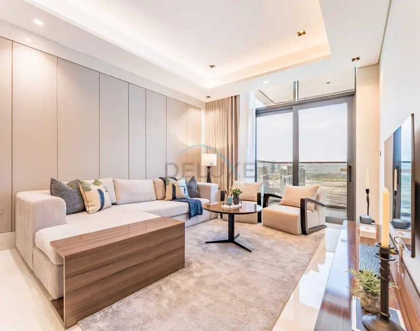 Spacious High-Floor 2-Bedroom with Stunning City and Burj Khalifa Views — Business Bay — photo 2