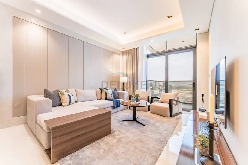 Spacious High-Floor 2-Bedroom with Stunning City and Burj Khalifa Views — Business Bay — photo 1