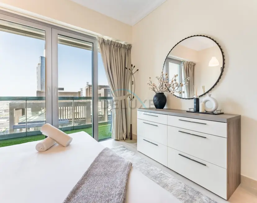 1-Bedroom Near Burj Khalifa and Dubai Mall — Downtown Dubai — photo 11