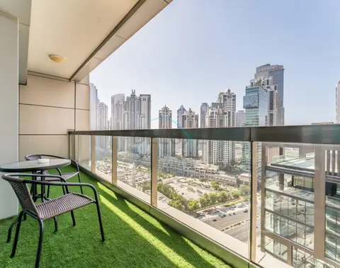 1-Bedroom Near Burj Khalifa and Dubai Mall — Downtown Dubai — photo 4