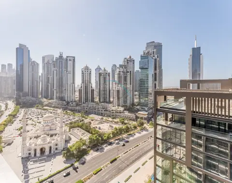 1-Bedroom Near Burj Khalifa and Dubai Mall — Downtown Dubai — photo 3