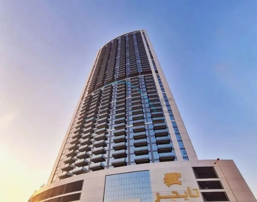 Spacious High-Floor 2-Bedroom with Stunning City and Burj Khalifa Views — Business Bay — photo 21
