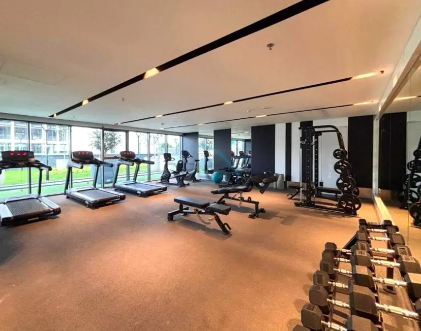Spacious High-Floor 2-Bedroom with Stunning City and Burj Khalifa Views — Business Bay — photo 23