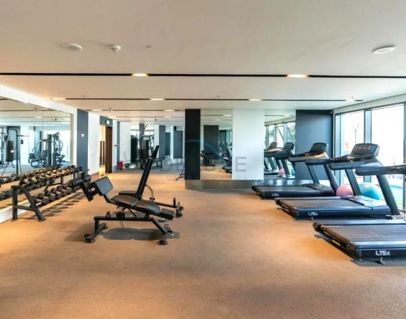 Spacious High-Floor 2-Bedroom with Stunning City and Burj Khalifa Views — Business Bay — photo 26