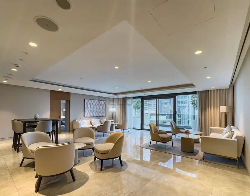 Magnificent 2-Bedroom Apartment at Act One Act Two Tower — Downtown Dubai — photo 21