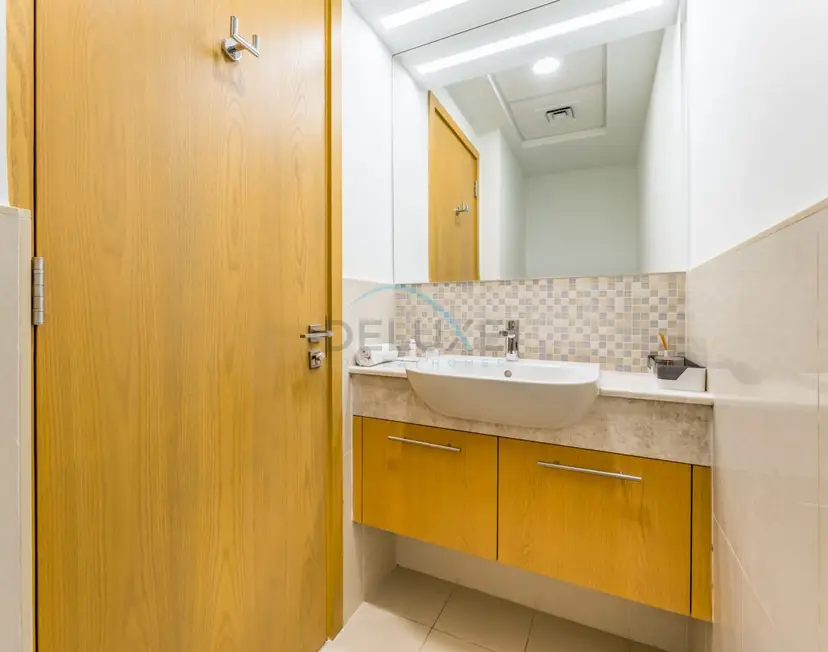 Iconic Burj Khalifa View 2-Bedroom with Assistant Room — Downtown Dubai — photo 7