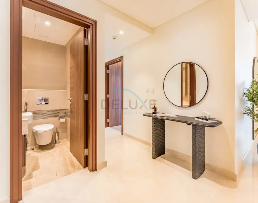 Breathtaking Burj Khalifa Views from a High-Floor 3-Bedroom — Downtown Dubai — photo 8