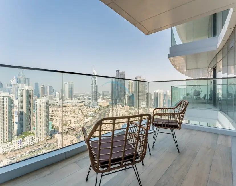 Breathtaking Burj Khalifa Views from a High-Floor 3-Bedroom — Downtown Dubai — photo 22
