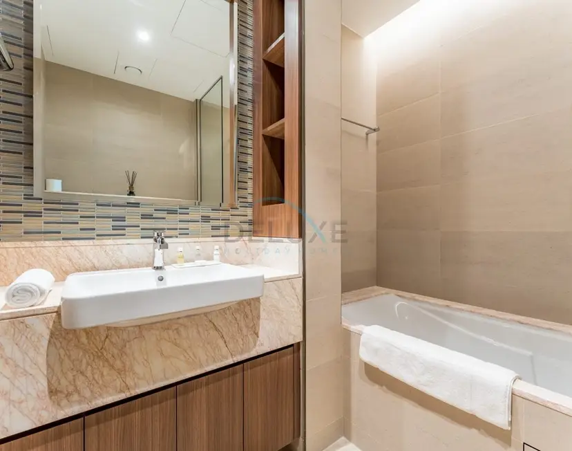 Breathtaking Burj Khalifa Views from a High-Floor 3-Bedroom — Downtown Dubai — photo 29