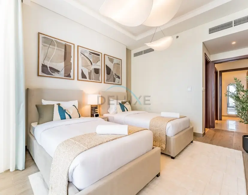 Breathtaking Burj Khalifa Views from a High-Floor 3-Bedroom — Downtown Dubai — photo 32