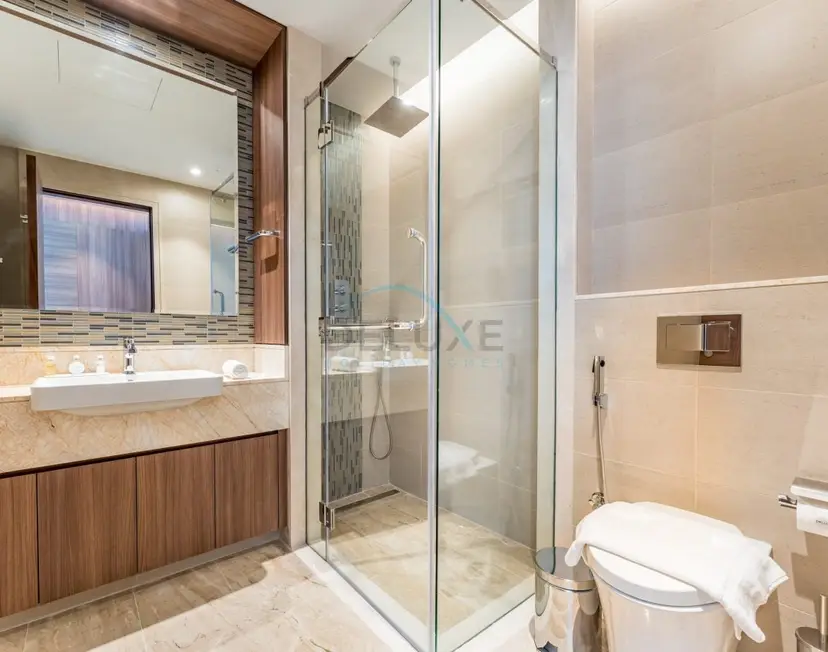 Breathtaking Burj Khalifa Views from a High-Floor 3-Bedroom — Downtown Dubai — photo 34