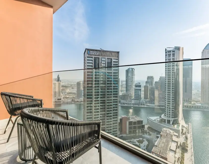 Studio with Dubai Canal View, Walking Distance to Metro Station — Business Bay — photo 9