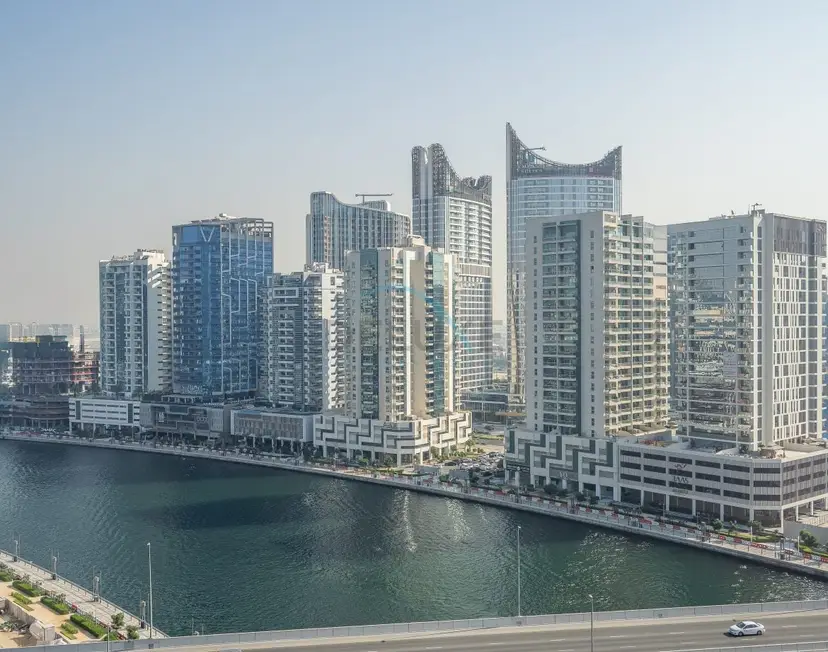 Dubai Water Canal View, Minutes away from Burj Khalifa and Dubai Mall — Business Bay — photo 3