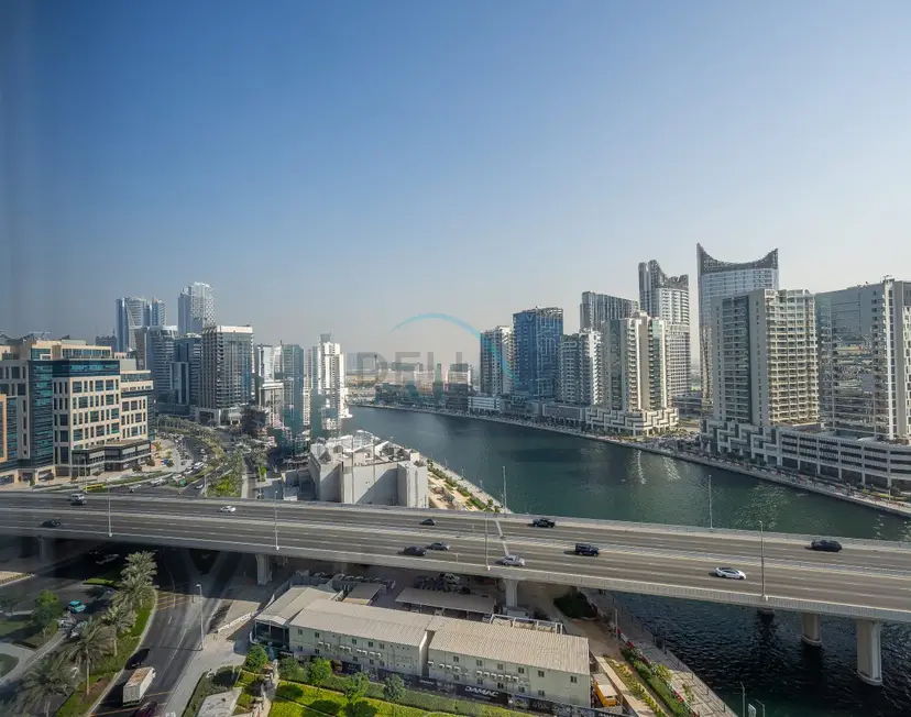 Dubai Water Canal View, Minutes away from Burj Khalifa and Dubai Mall — Business Bay — photo 14