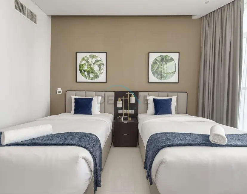 Picture-Perfect Canal and City Views, Minutes from Waterfront Transport — Business Bay — photo 16