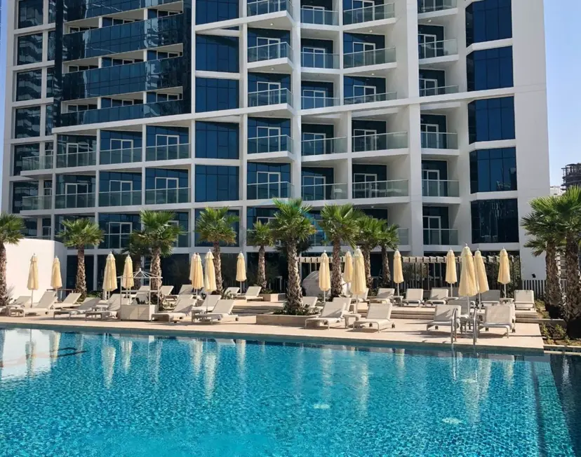 Picture-Perfect Canal and City Views, Minutes from Waterfront Transport — Business Bay — photo 23