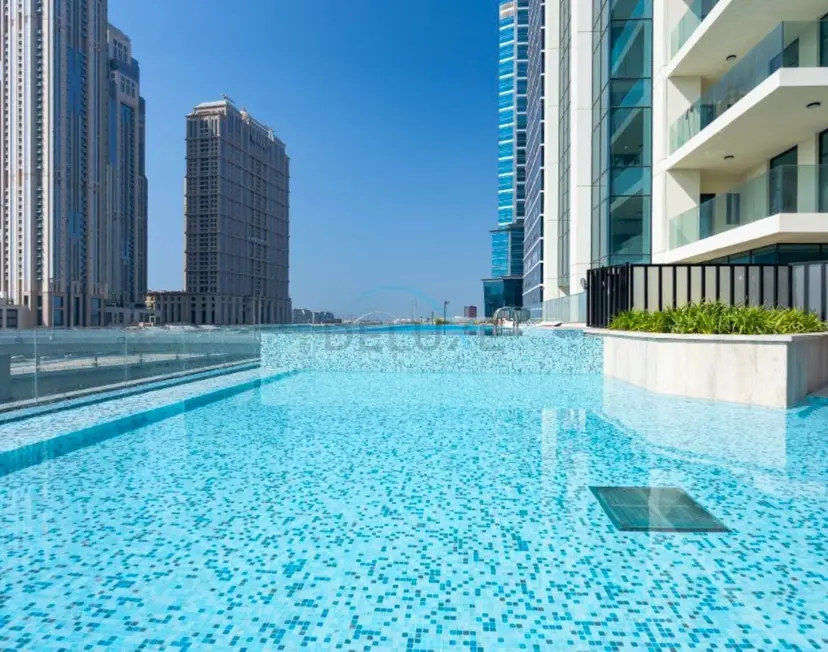 Balcony Facing a Partial Canal View, Close to Metro and Marine Transport — Business Bay — photo 20
