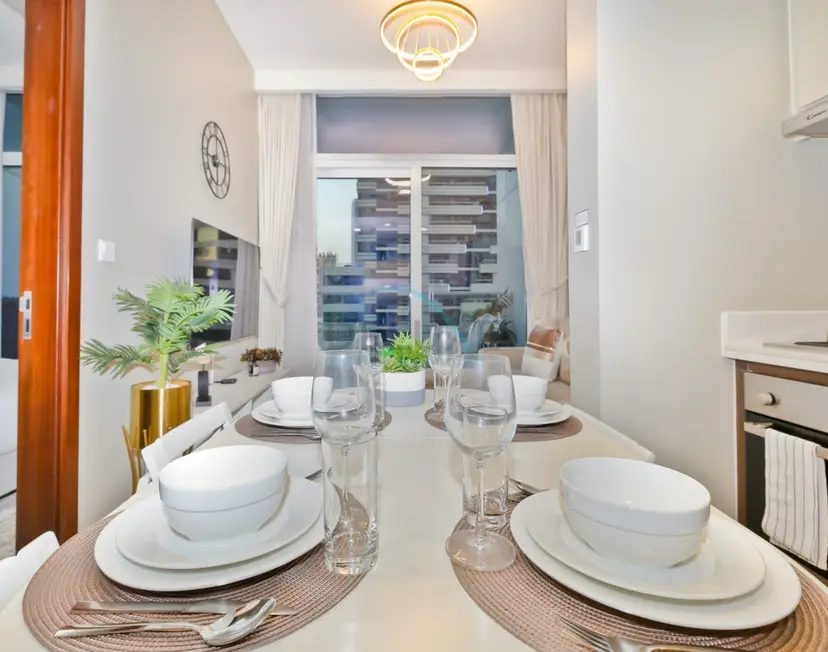 1-Bedroom Facing Canal and City Views — Business Bay — photo 7