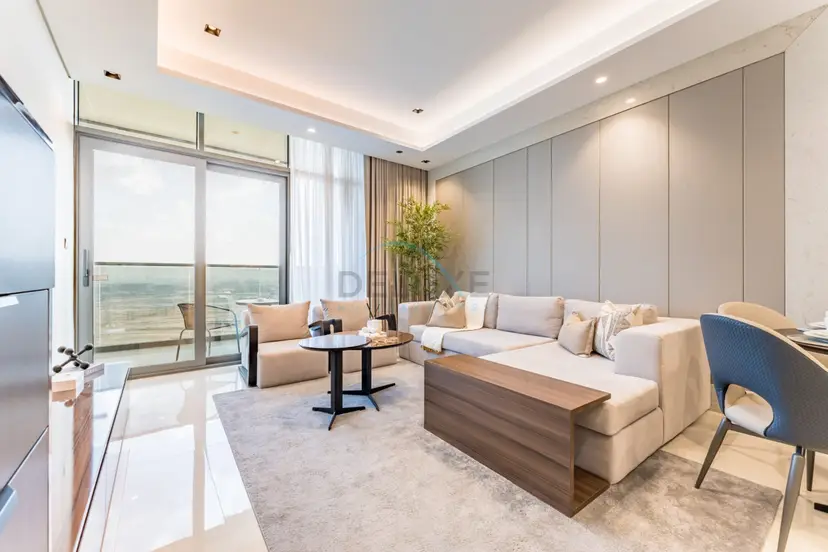 High-Floor 2-Bedroom with Vibrant Street Views and Effortless Drive — Business Bay — photo 1