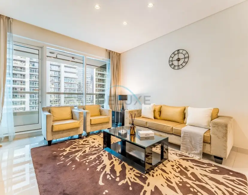 Prime Waterfront Living, Just Moments from Marine Transport, Bus Stops — Business Bay — photo 2