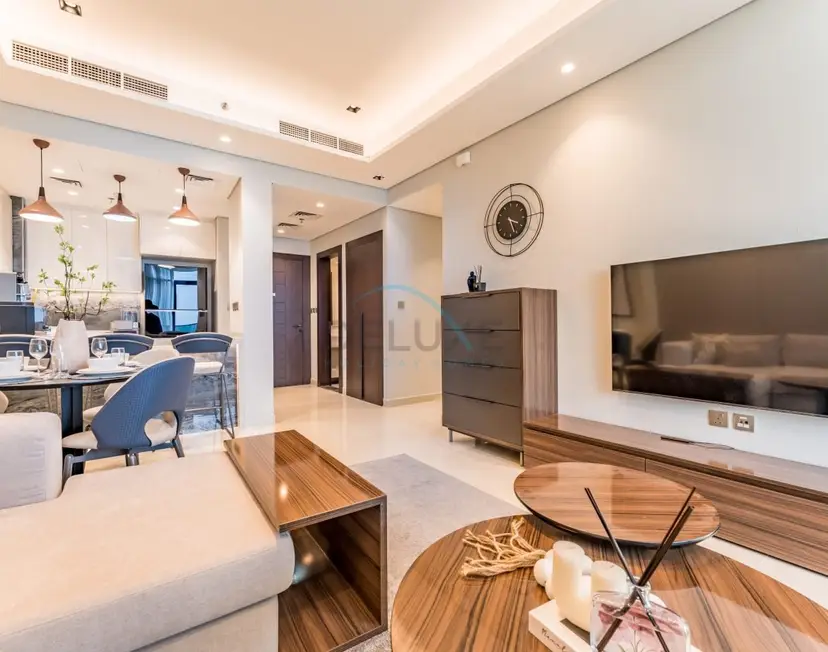 High-Floor 2-Bedroom with Vibrant Street Views and Effortless Drive — Business Bay — photo 12