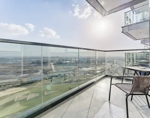 High-Floor 2-Bedroom with Vibrant Street Views and Effortless Drive — Business Bay — photo 3