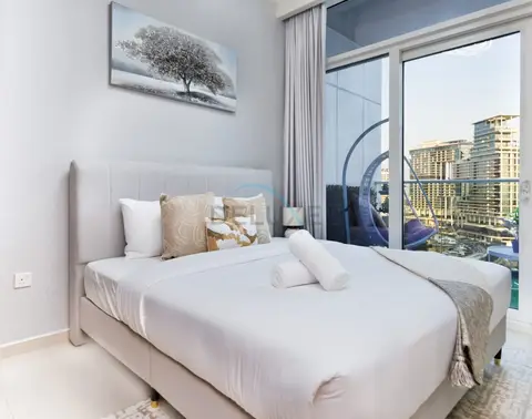 1-Bedroom Facing Canal and City Views — Business Bay — photo 4