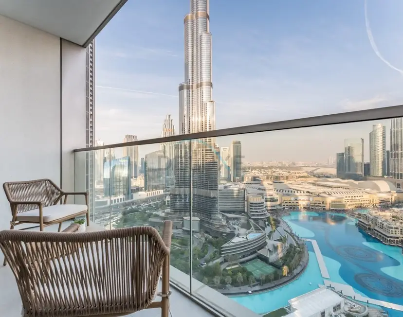 High-Floor Luxury 2-Bedroom with Full Burj Khalifa & Fountain Views — Downtown Dubai — photo 3