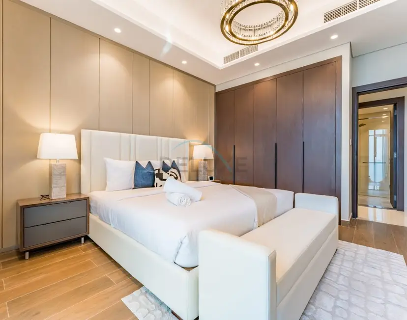 High-Floor 2-Bedroom with Vibrant Street Views and Effortless Drive — Business Bay — photo 21