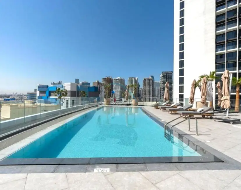 High-Floor 2-Bedroom with Vibrant Street Views and Effortless Drive — Business Bay — photo 28