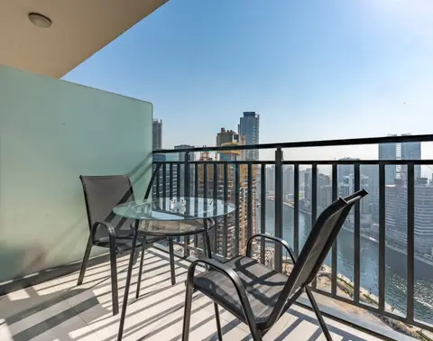 High Floor Unit with Canal View — Business Bay — photo 4