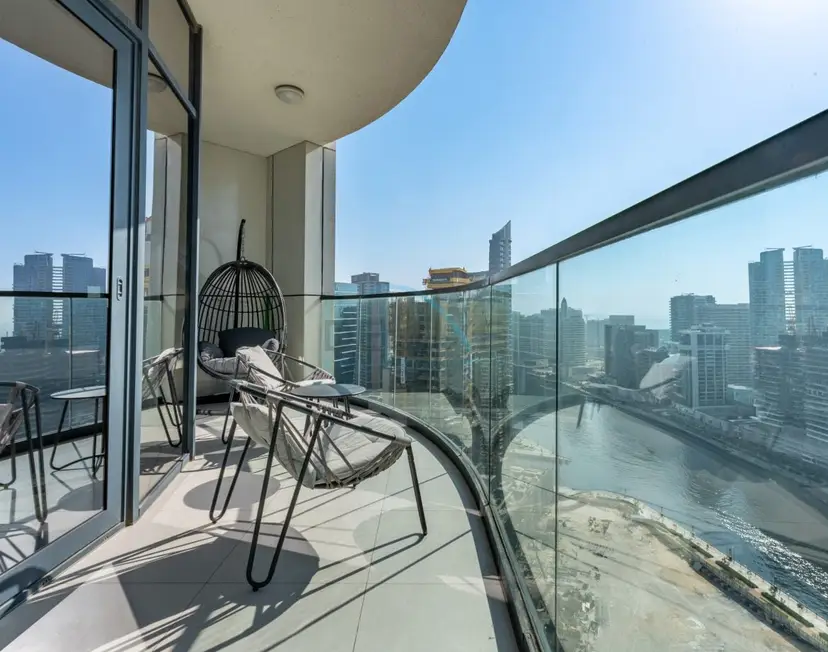 High Floor Unit with Canal View — Business Bay — photo 7