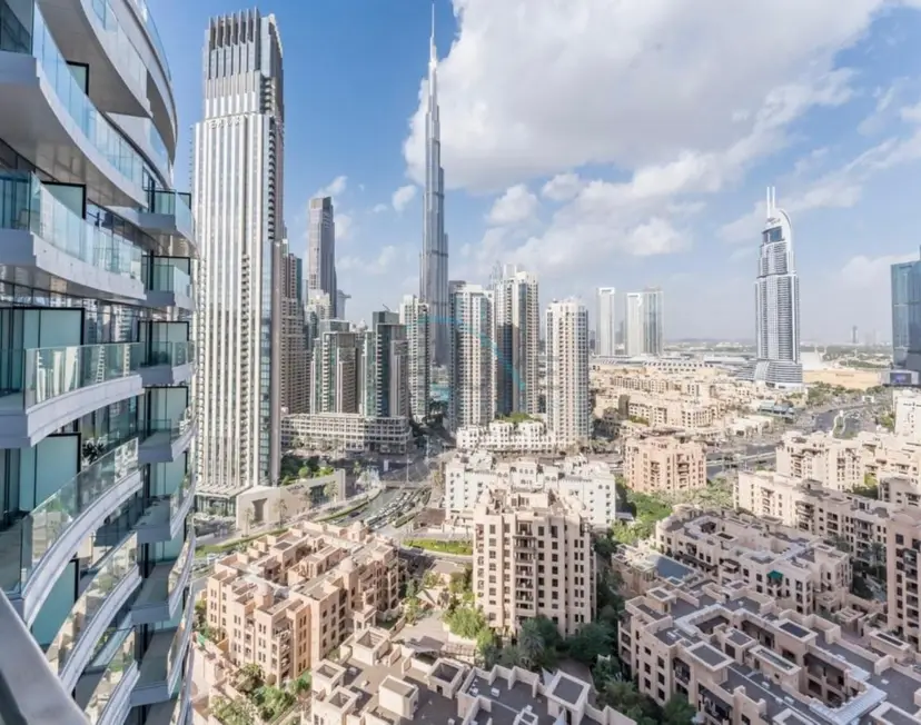 High-Floor Balcony with Burj Khalifa View and Assistant Room — Downtown Dubai — photo 22