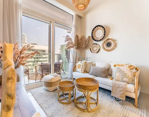 Contemporary 1-Bedroom Boho Oasis with Canal Views — Business Bay — photo 2