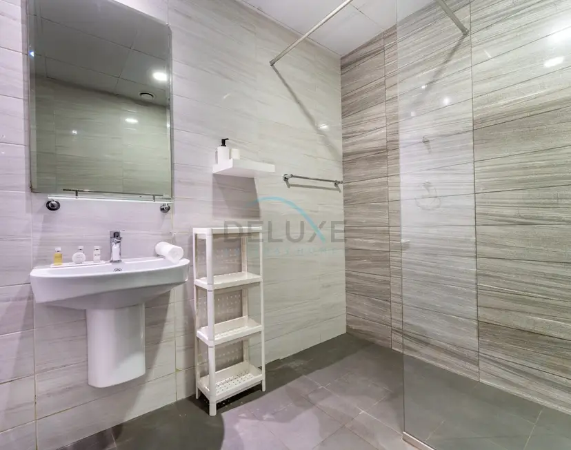Sophisticated 1-Bedroom, Walk to Dubai Mall & Fountain - Dunya Tower — Downtown Dubai — photo 9