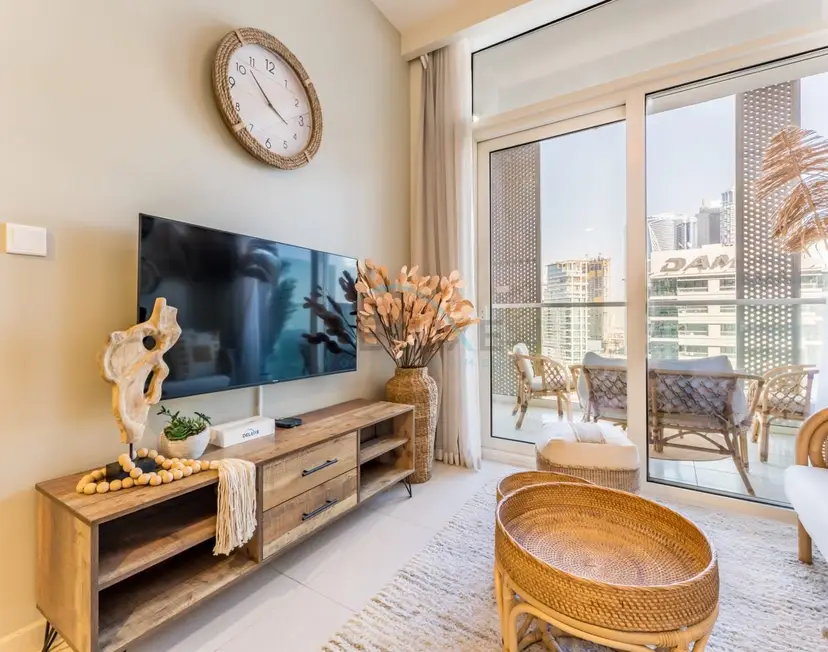 Contemporary 1-Bedroom Boho Oasis with Canal Views — Business Bay — photo 13