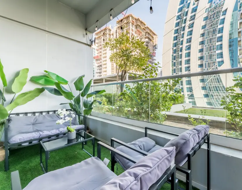 Vibrant City Living, 1Bedroom with Balcony - Vera Tower — Business Bay — photo 11